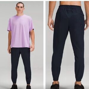 (NY-210) Lululemon License to Train Jogger In TRUE NAVY